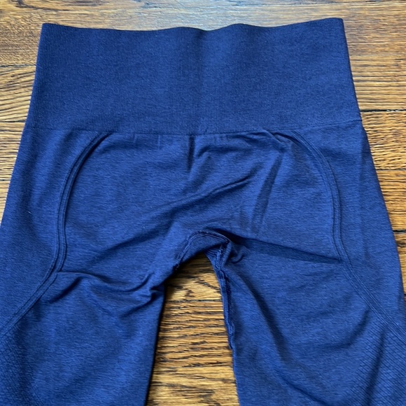 Lululemon In The Flow Crop ll Size 4 - Picture 10 of 16